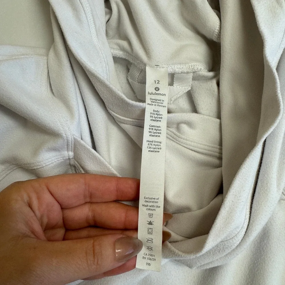 Lululemon Hoodie Womens 12 White Hooded Pullover‎ Athleisure Yoga